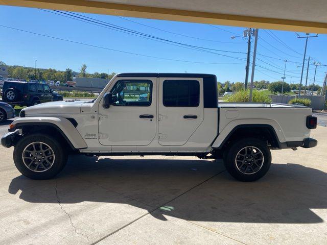 used 2023 Jeep Gladiator car, priced at $33,630