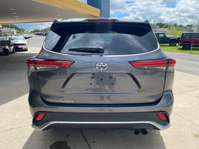 used 2023 Toyota Highlander car, priced at $39,046