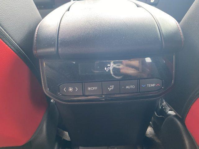used 2023 Toyota Highlander car, priced at $39,046