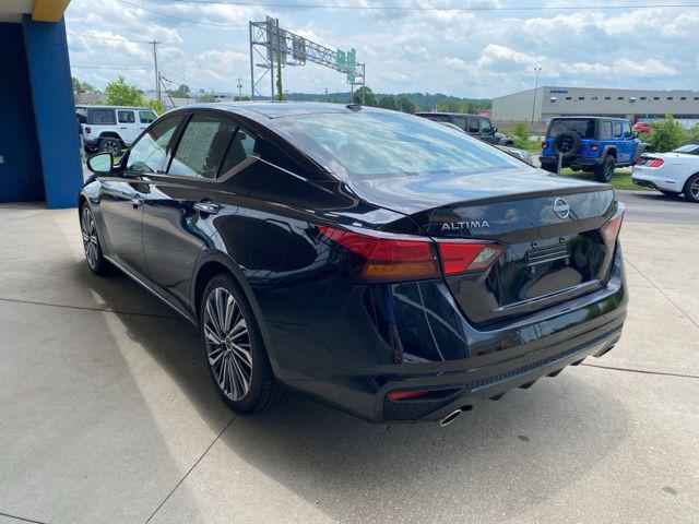 used 2023 Nissan Altima car, priced at $21,762