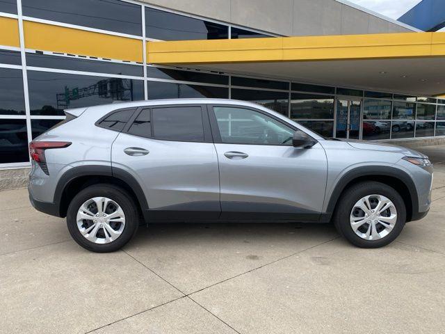 used 2024 Chevrolet Trax car, priced at $21,102