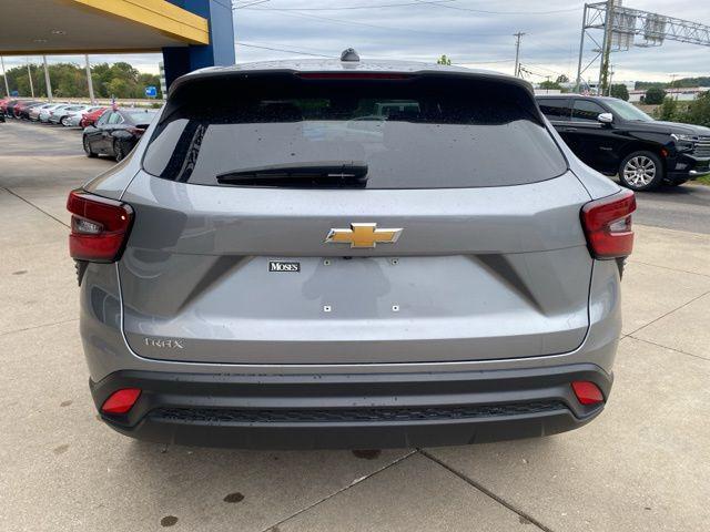 used 2024 Chevrolet Trax car, priced at $21,102