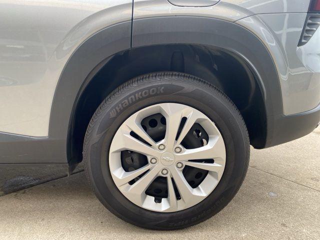used 2024 Chevrolet Trax car, priced at $21,102