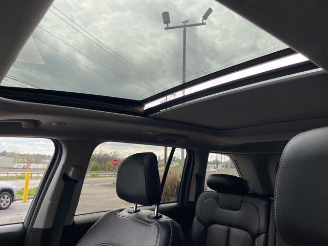 used 2022 Jeep Grand Cherokee car, priced at $29,600