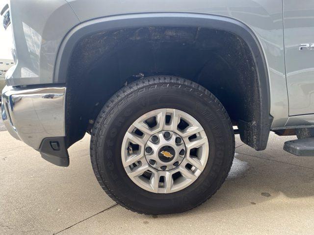 used 2024 Chevrolet Silverado 2500 car, priced at $52,260