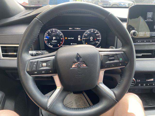 used 2023 Mitsubishi Outlander car, priced at $25,989