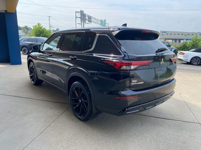 used 2023 Mitsubishi Outlander car, priced at $25,989