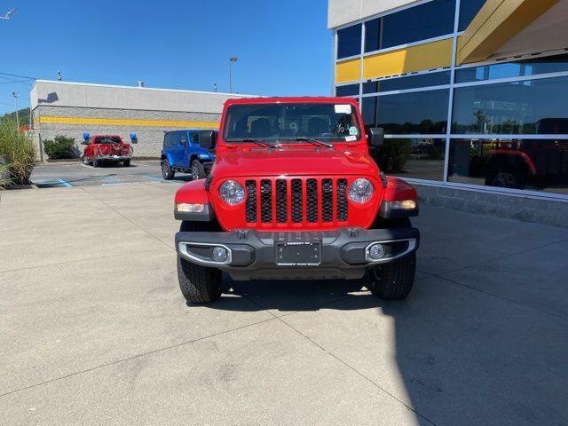 used 2022 Jeep Gladiator car, priced at $30,303