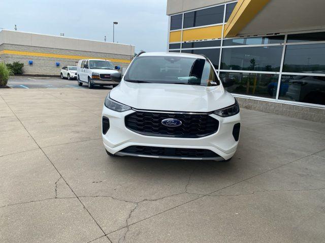 used 2024 Ford Escape car, priced at $24,323