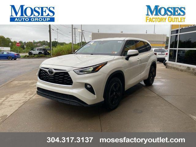 used 2021 Toyota Highlander car, priced at $24,898