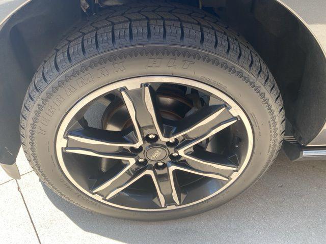 used 2021 Ford Expedition car, priced at $41,030
