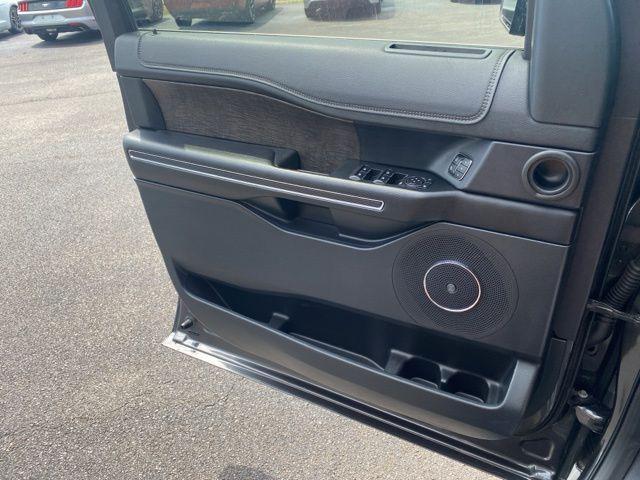 used 2021 Ford Expedition car, priced at $41,030