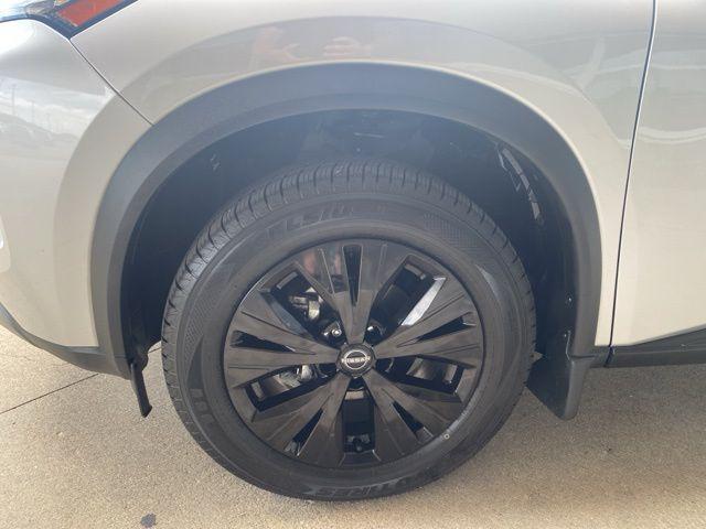 used 2023 Nissan Rogue car, priced at $25,272