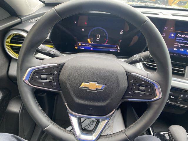 used 2024 Chevrolet Trax car, priced at $19,284