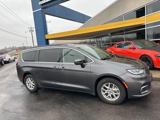 used 2022 Chrysler Pacifica car, priced at $19,285