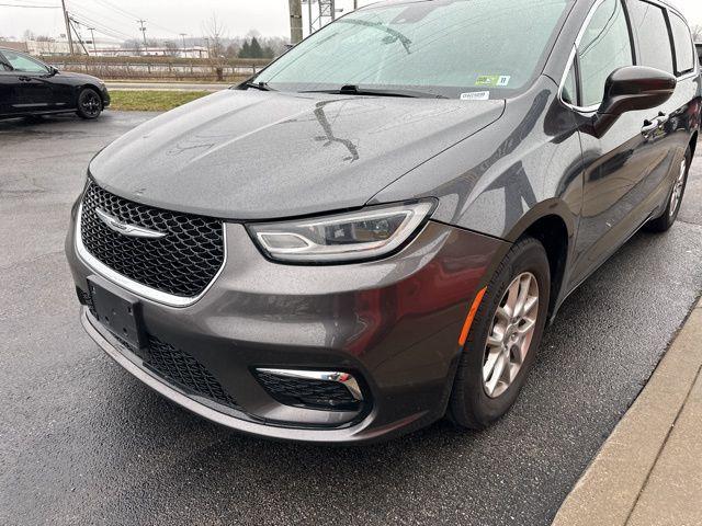 used 2022 Chrysler Pacifica car, priced at $19,285