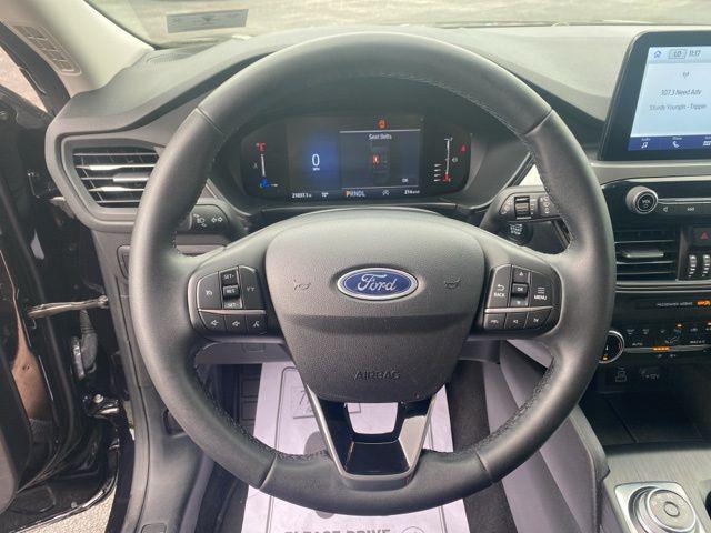 used 2024 Ford Escape car, priced at $21,781
