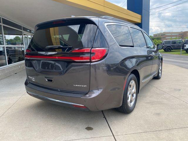 used 2022 Chrysler Pacifica car, priced at $24,632