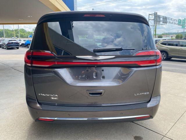 used 2022 Chrysler Pacifica car, priced at $24,632