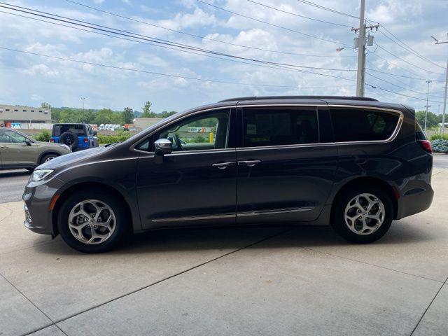 used 2022 Chrysler Pacifica car, priced at $24,632