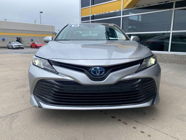 used 2019 Toyota Camry Hybrid car, priced at $17,590