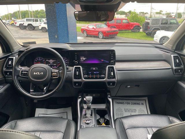 used 2022 Kia Sorento car, priced at $28,760