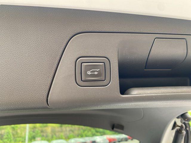 used 2022 Buick Envision car, priced at $23,299