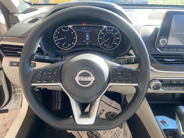 used 2023 Nissan Altima car, priced at $22,102