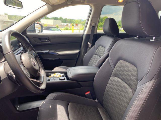 used 2024 Nissan Pathfinder car, priced at $33,884
