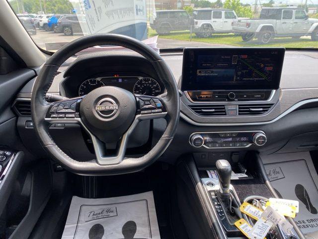 used 2023 Nissan Altima car, priced at $21,333