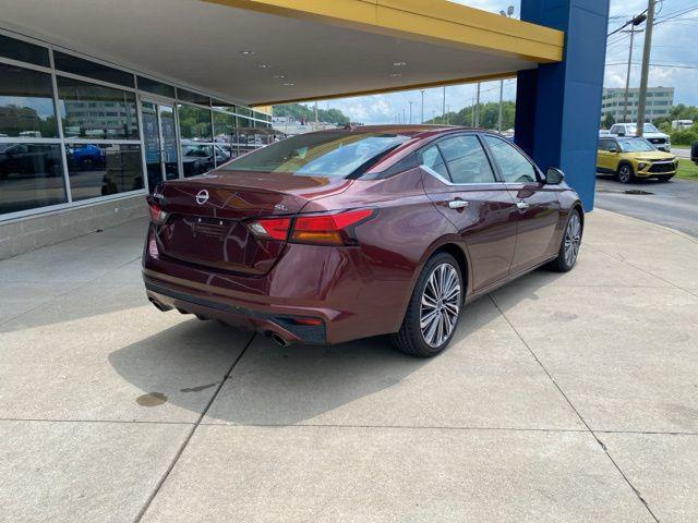 used 2023 Nissan Altima car, priced at $21,333