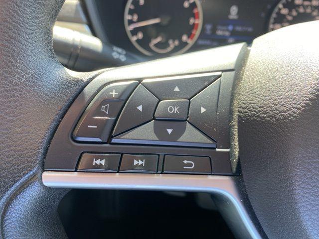 used 2023 Nissan Altima car, priced at $22,244
