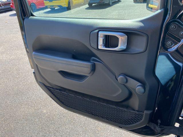 used 2022 Jeep Wrangler Unlimited car, priced at $31,753
