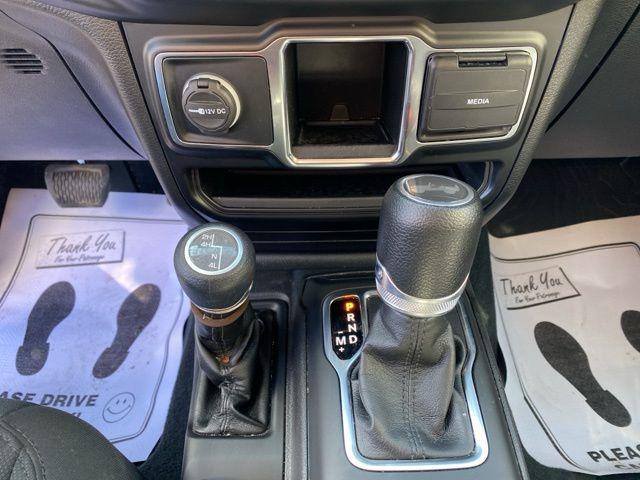 used 2022 Jeep Wrangler Unlimited car, priced at $31,753