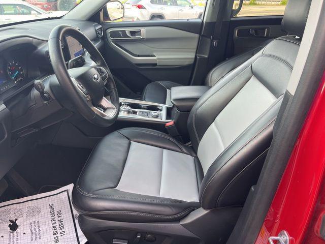 used 2024 Ford Explorer car, priced at $38,318