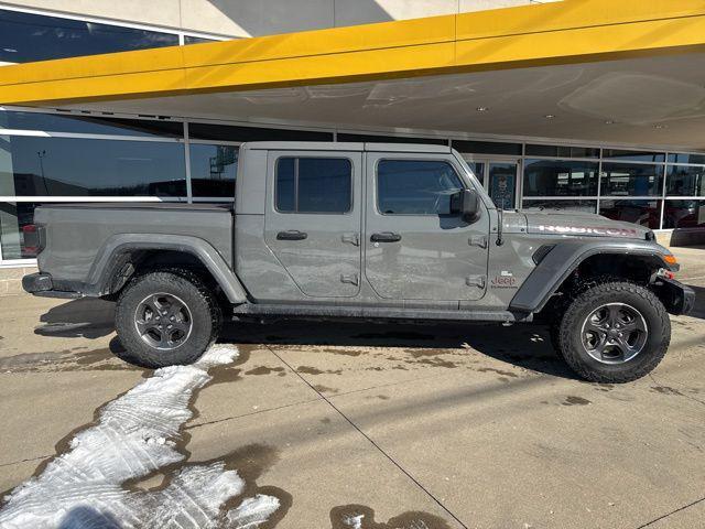 used 2021 Jeep Gladiator car, priced at $35,822