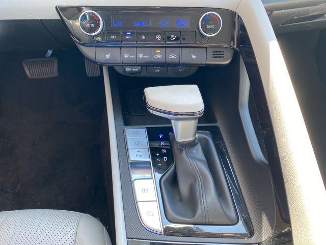 used 2024 Hyundai Elantra car, priced at $23,076