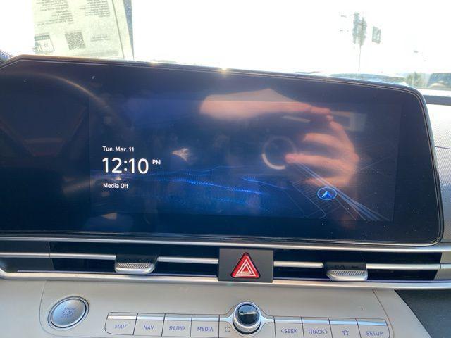 used 2024 Hyundai Elantra car, priced at $23,076