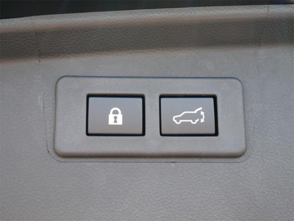 new 2025 Subaru Outback car, priced at $43,989