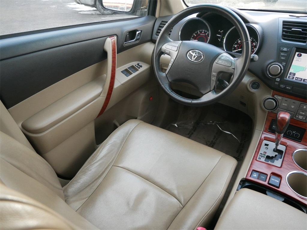 used 2008 Toyota Highlander car, priced at $9,004