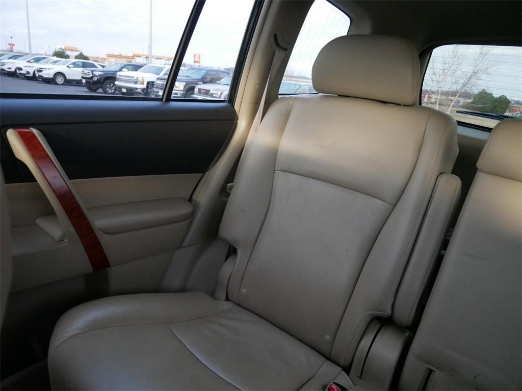 used 2008 Toyota Highlander car, priced at $9,004