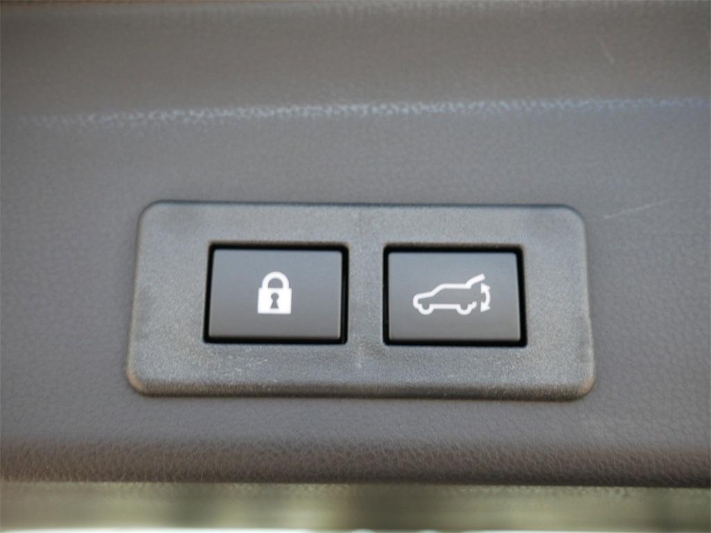 used 2024 Subaru Ascent car, priced at $41,900