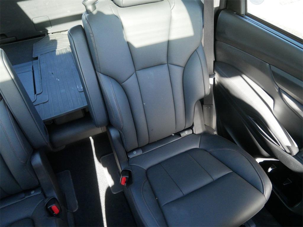 used 2025 Subaru Ascent car, priced at $41,300