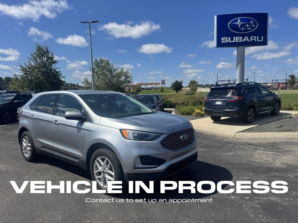 used 2024 Ford Edge car, priced at $21,900