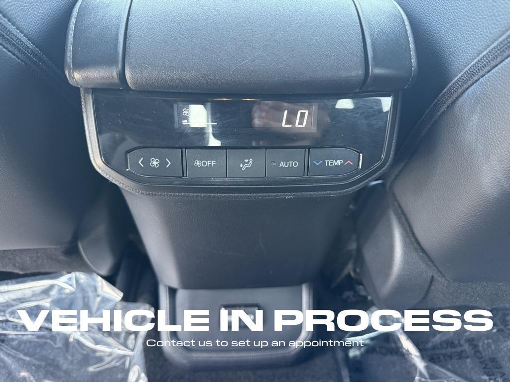 used 2024 Toyota Highlander car, priced at $40,900