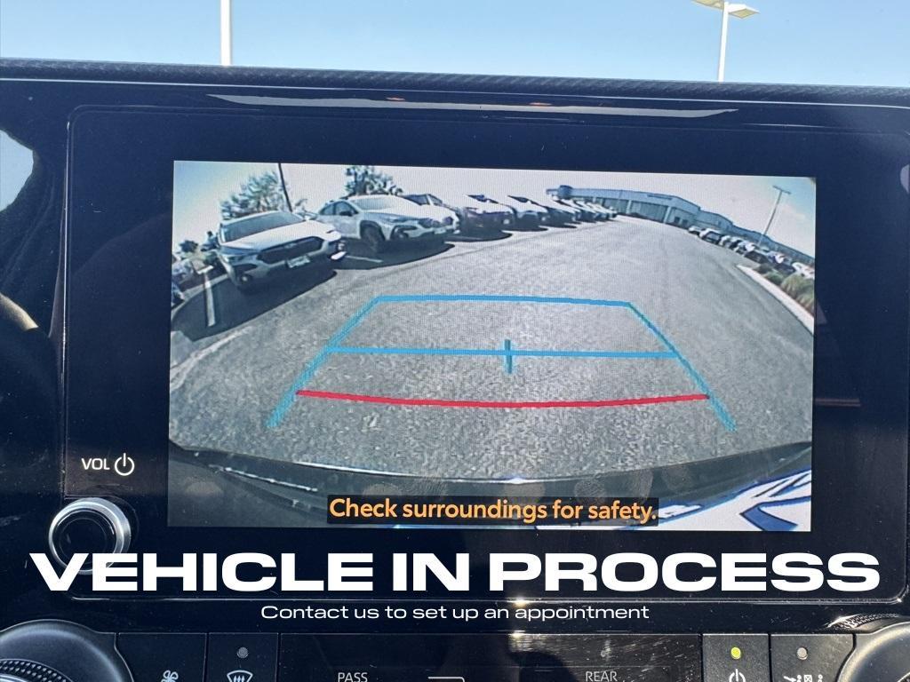 used 2024 Toyota Highlander car, priced at $40,900