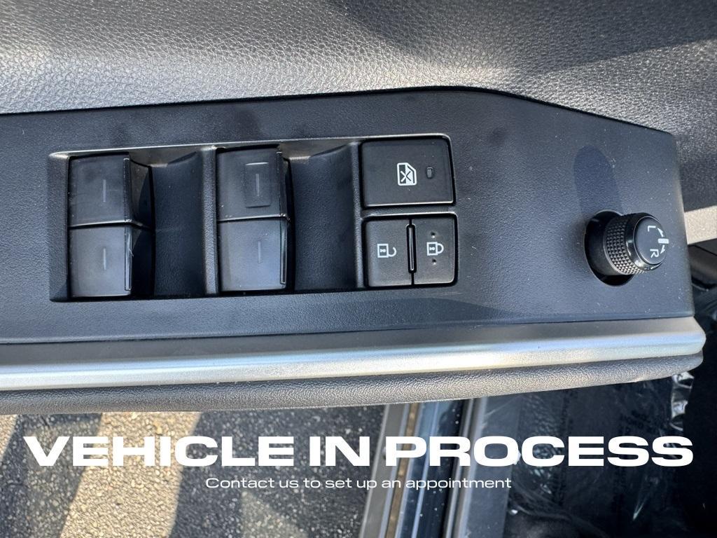 used 2024 Toyota Highlander car, priced at $40,900