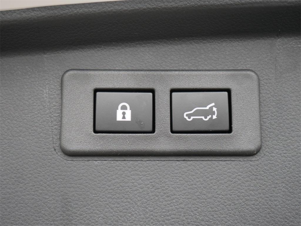 used 2025 Subaru Outback car, priced at $35,000