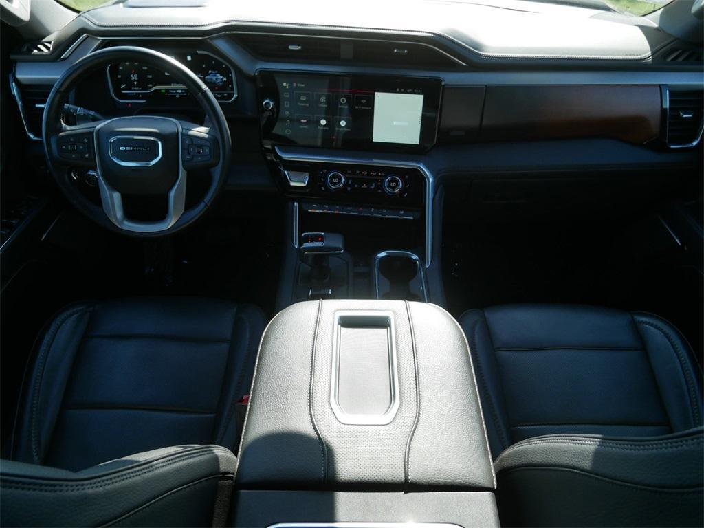 used 2022 GMC Sierra 1500 car, priced at $49,900