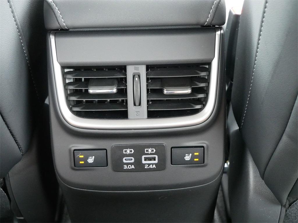 new 2025 Subaru Legacy car